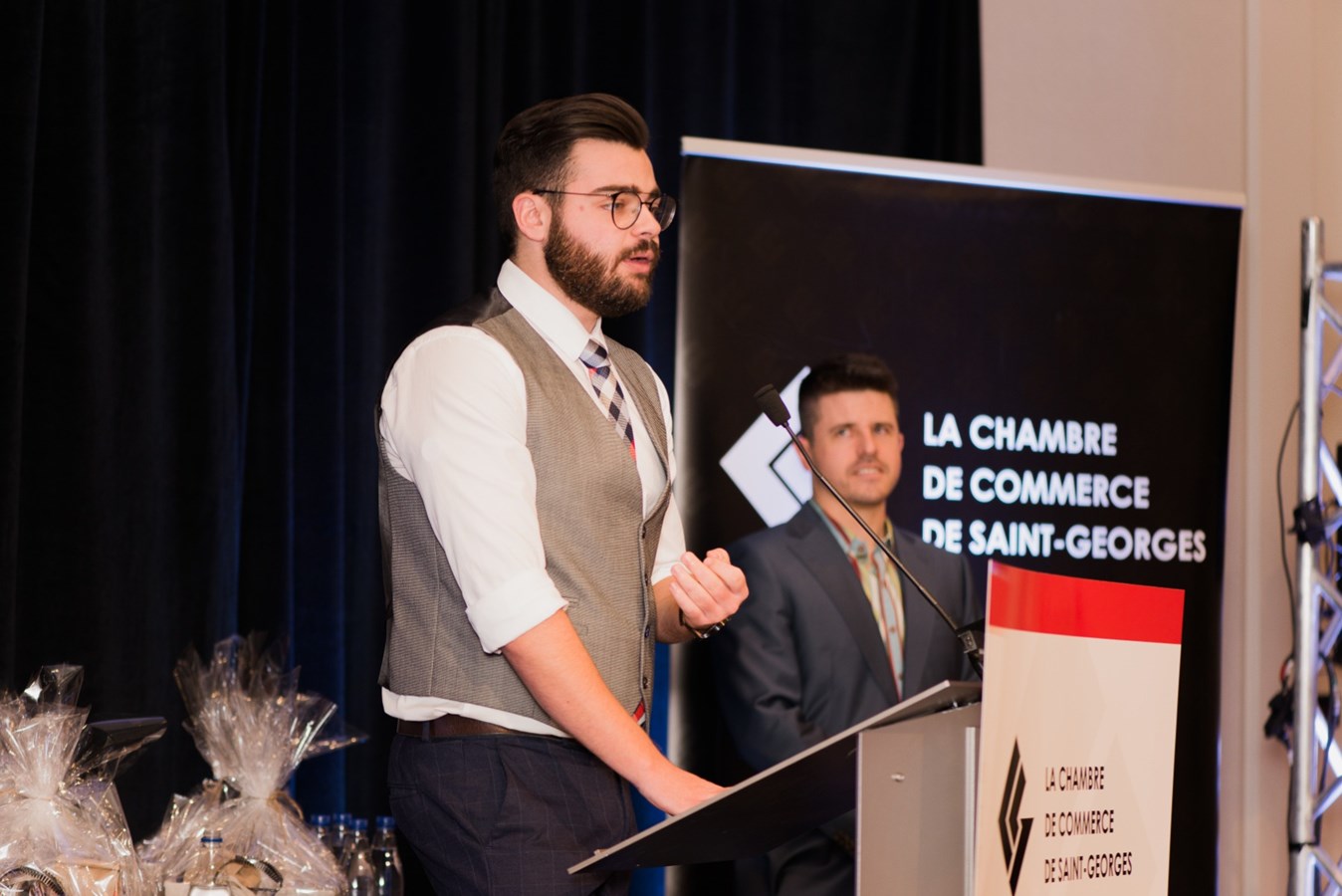 Le président d'honneur, Nicolas Poulin.