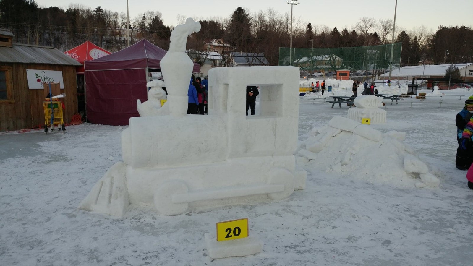 20e Festival de sculptures sur neige : les sculpteurs ont rivalisé d'imagination