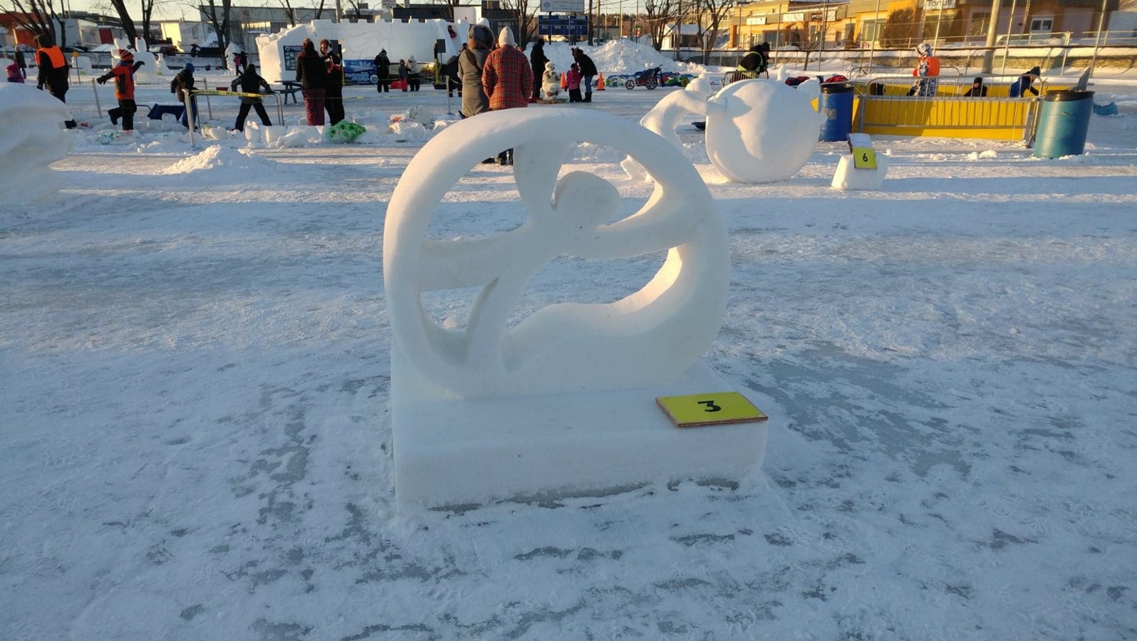20e Festival de sculptures sur neige : les sculpteurs ont rivalisé d'imagination