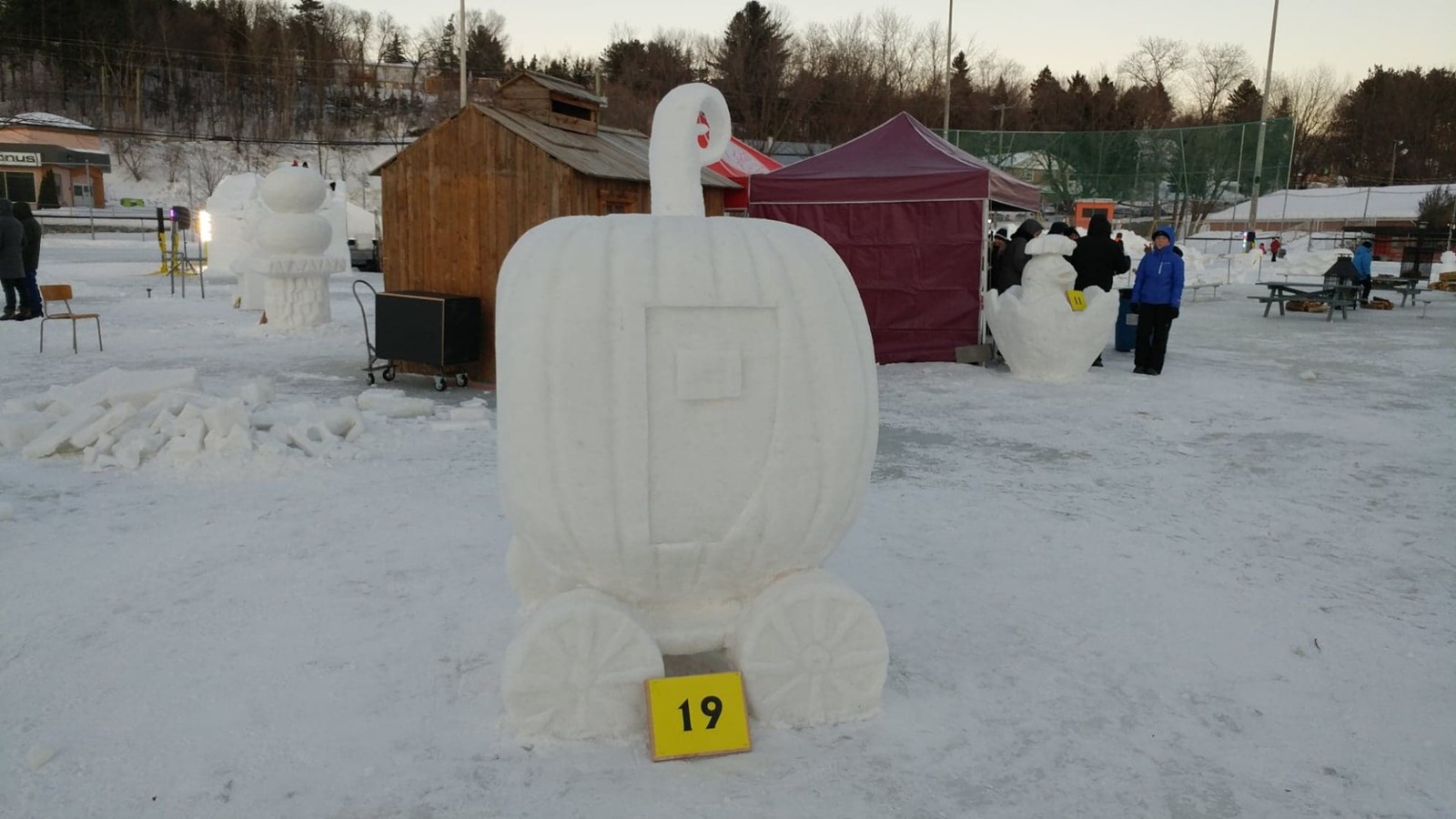 20e Festival de sculptures sur neige : les sculpteurs ont rivalisé d'imagination
