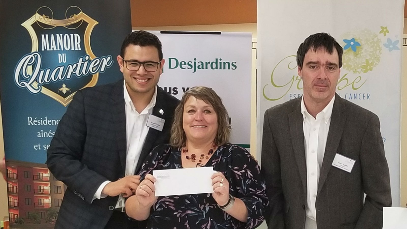 7000$ remis à la directrice générale et au président de l'organisme