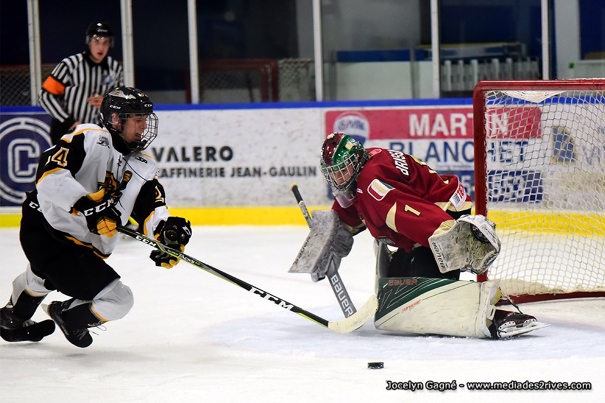 Une victoire de 5-0 pour les Chevaliers de Lévis