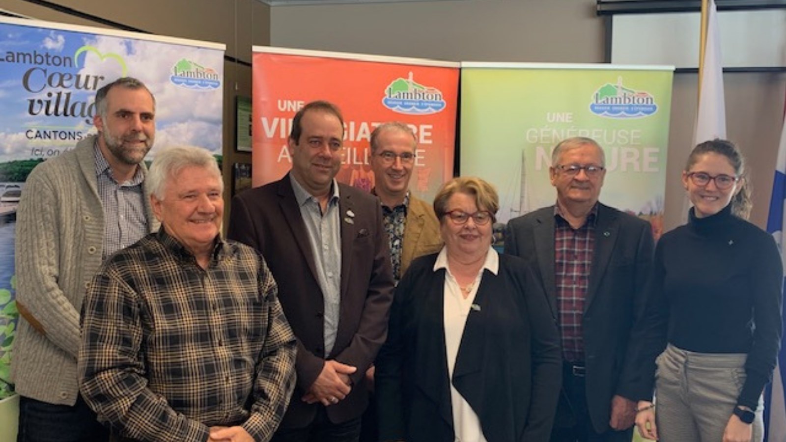 François Chalifour, Michel Lamontagne, Ghislain Breton, Mario Bernier, Marielle Fecteau, Gilles Poulin, et Priscille Gélinas.