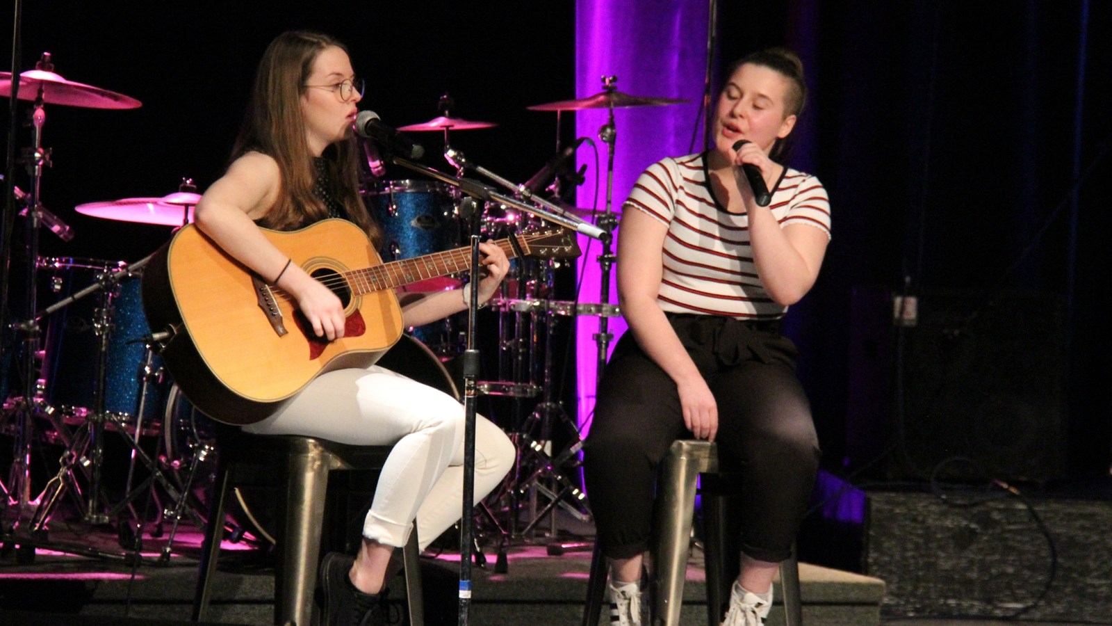Mya Lafontaine et à Jessica Shapcott 