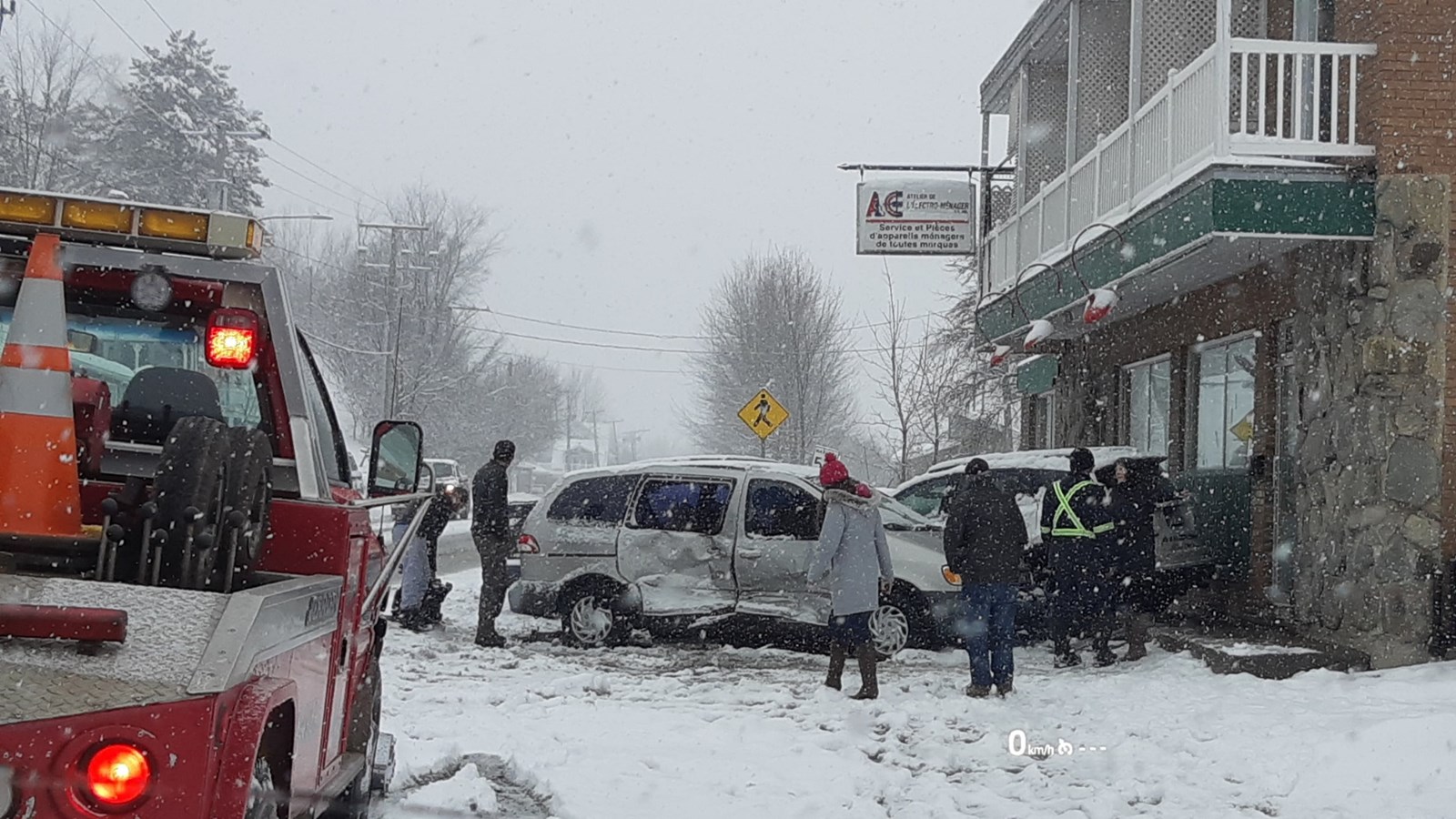 Un accident impliquant trois véhicules survenu sur la 1e Avenue à Saint-Georges