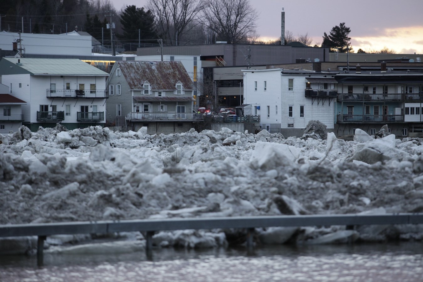 Inondation à Beauceville : images des rues à 19 h