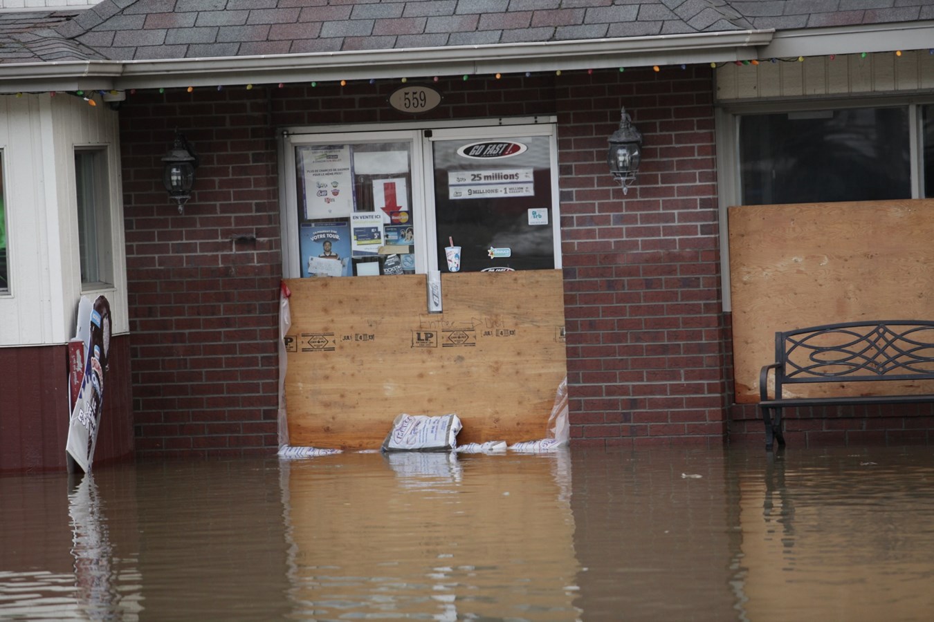 Inondation à Beauceville : images des rues à 19 h