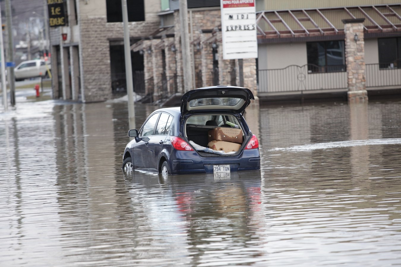 Inondation à Beauceville : images des rues à 19 h