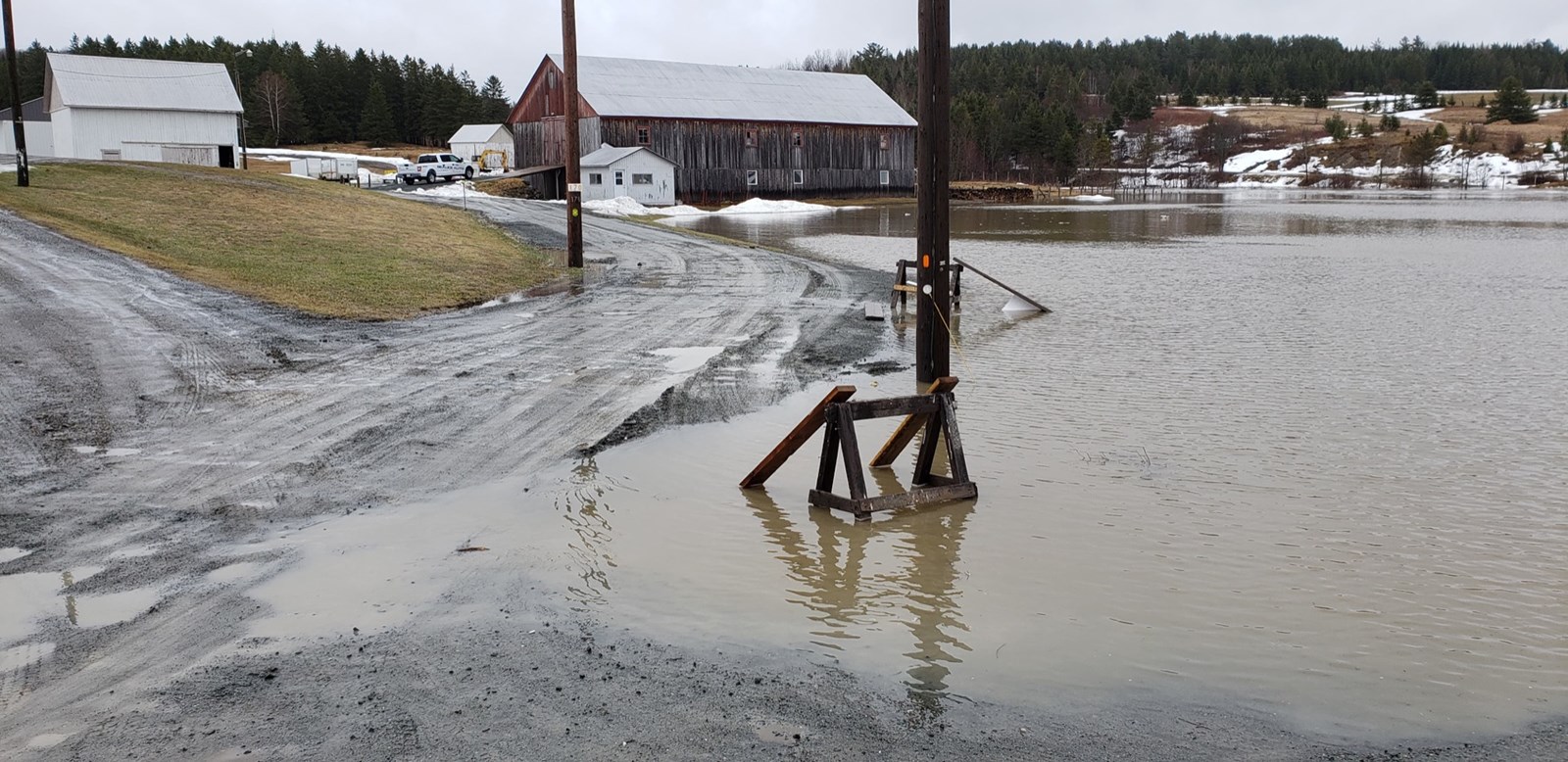 Inondations : coupures d’électricité à Beauceville