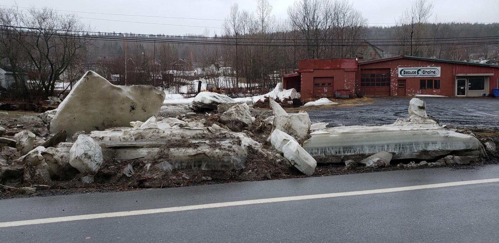 Inondations : coupures d’électricité à Beauceville