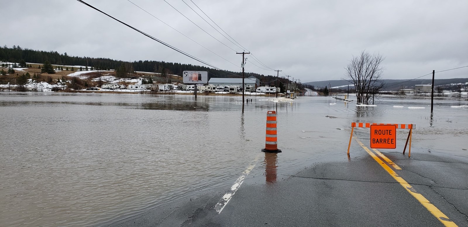 Inondations : coupures d’électricité à Beauceville