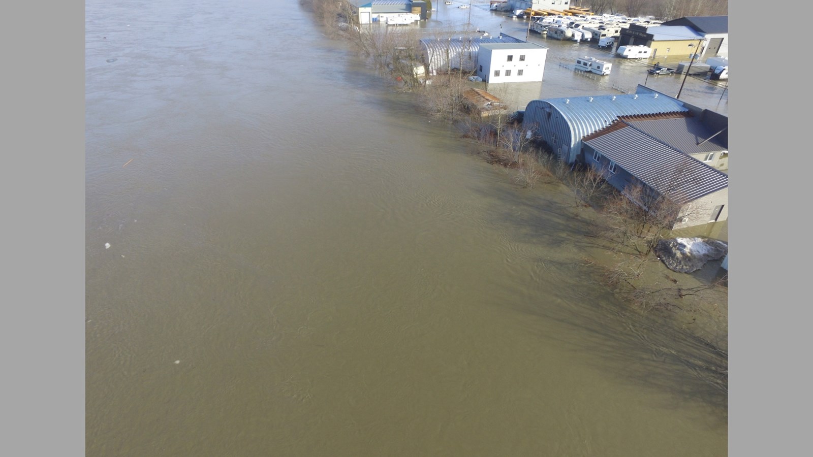 Inondations Ste-Marie: photographies aériennes
