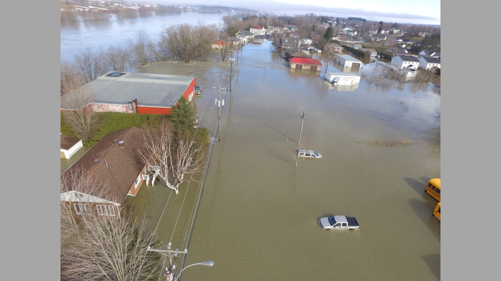 Inondations Ste-Marie: photographies aériennes