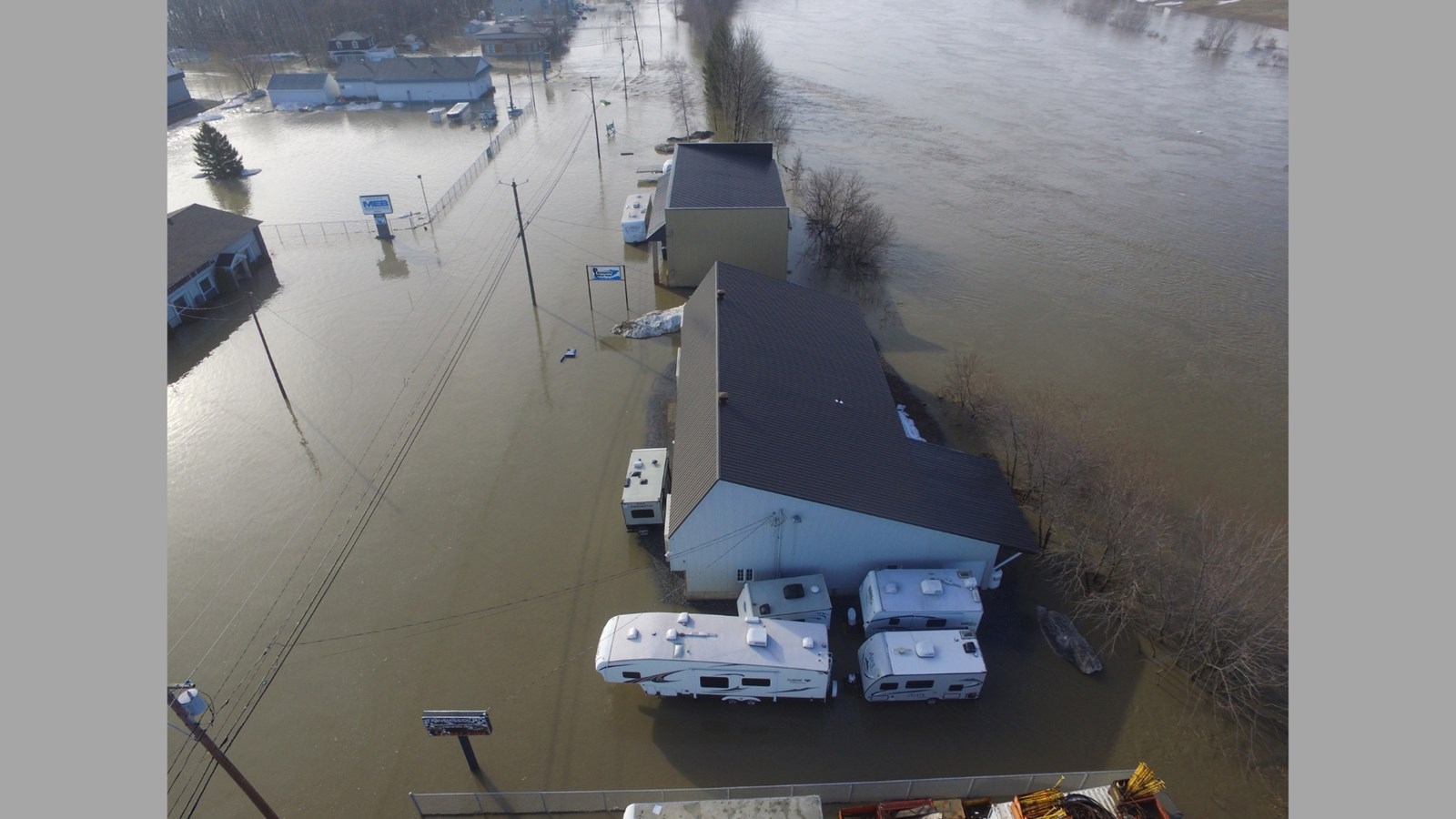 Inondations Ste-Marie: photographies aériennes