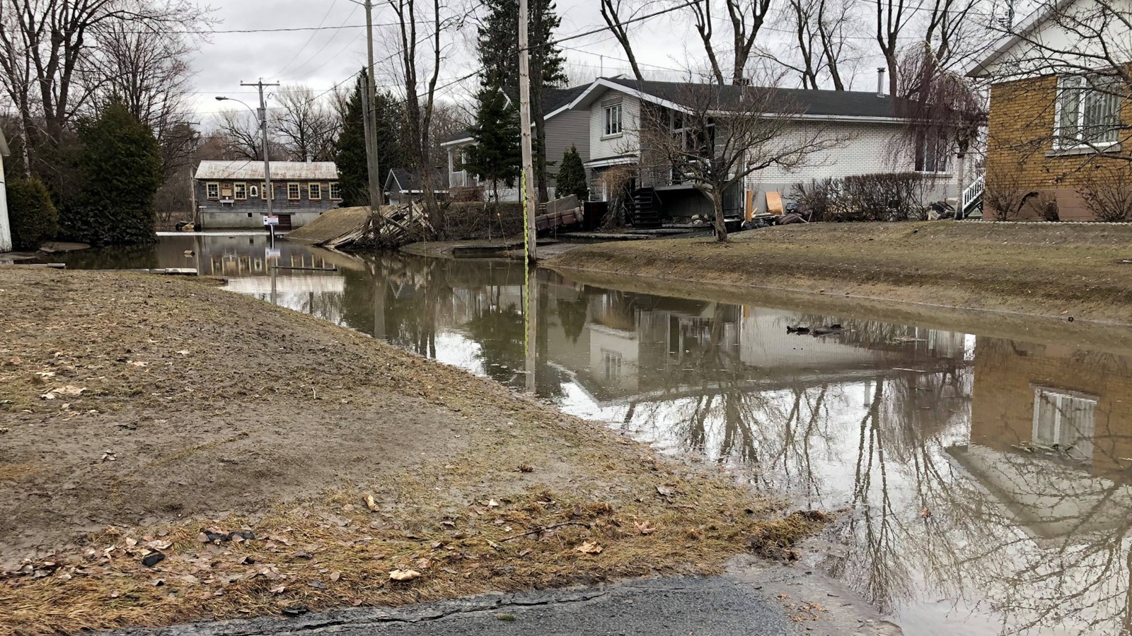 Inondations printanières : Vallée-Jonction constate les dégâts