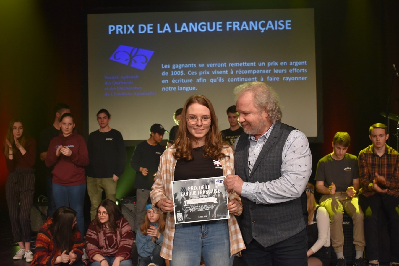 Jessica Shapcott, de l’école des Appalaches, a reçu le Prix de la langue française avec sa création totale « Chez nous ».
