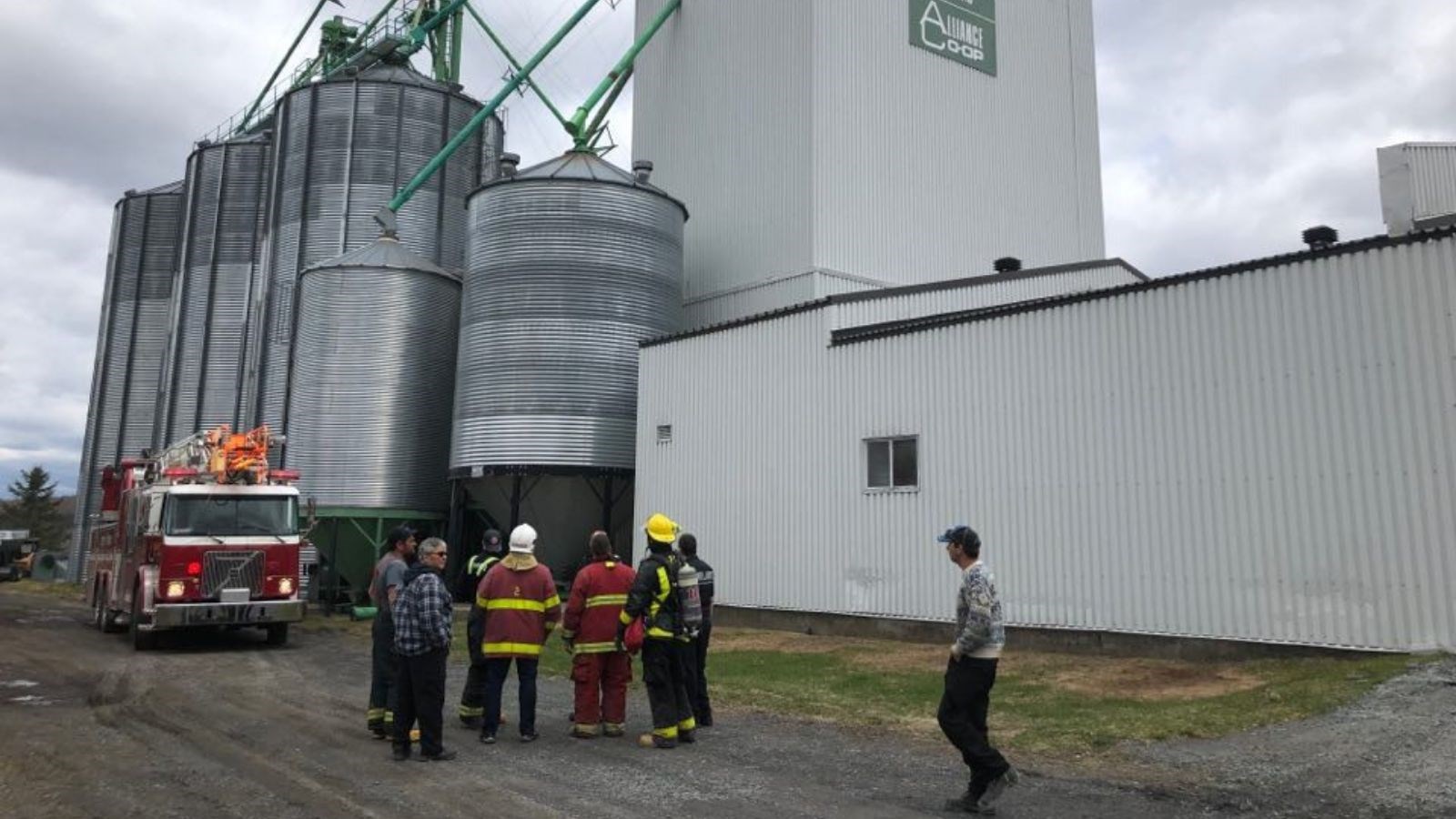 Chute dans un silo à grains à Saint-Éphrem
