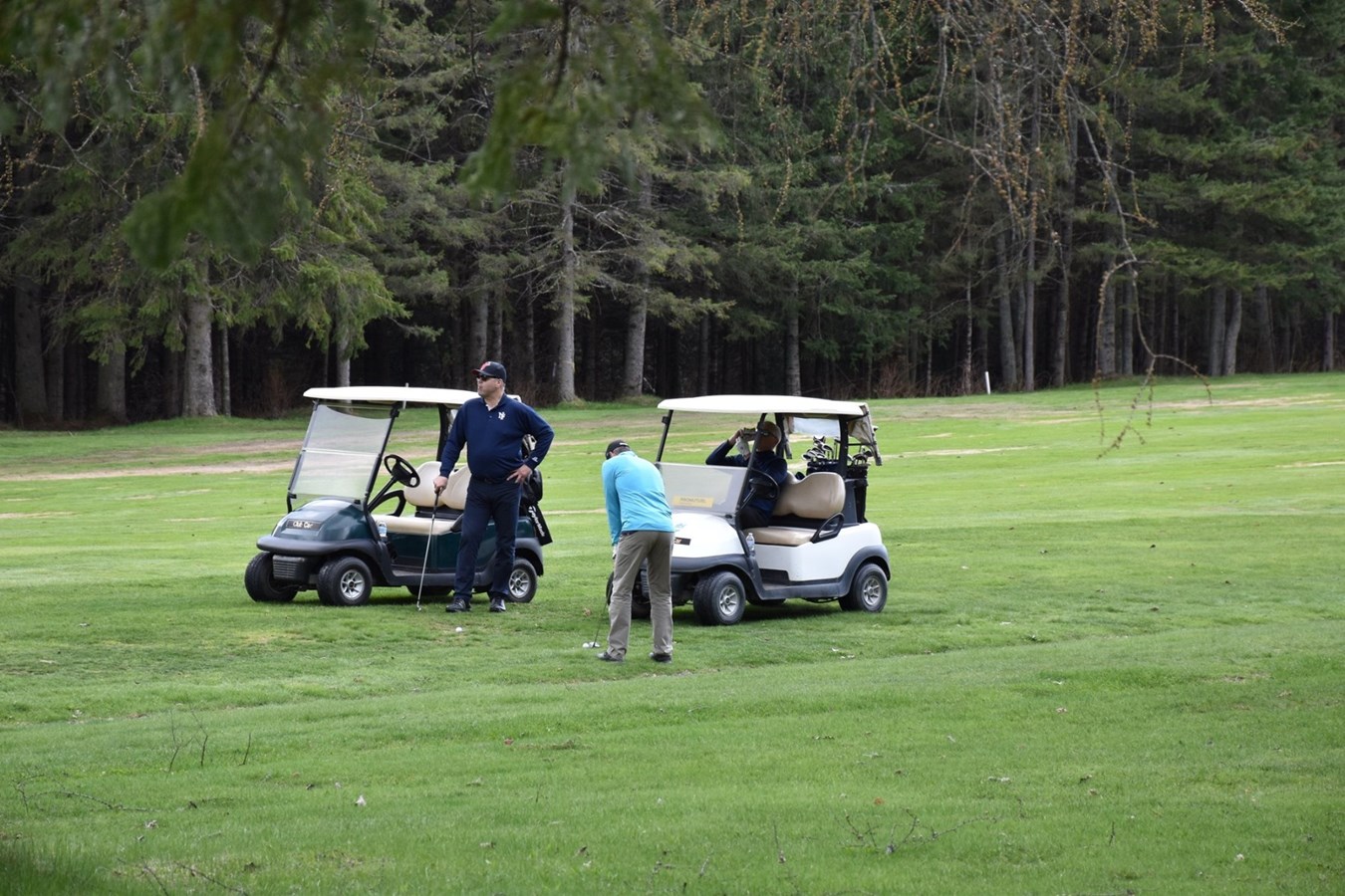 Près de 100 golfeurs prennent part au Tournoi de golf annuel des Condors