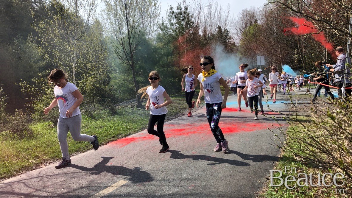 500 coureurs ont participé à la Course colorée