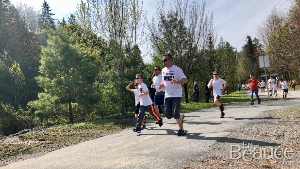 500 coureurs ont participé à la Course colorée