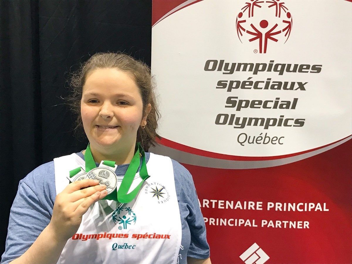 Juliette Nadeau avec ses 2 médailles d’argent