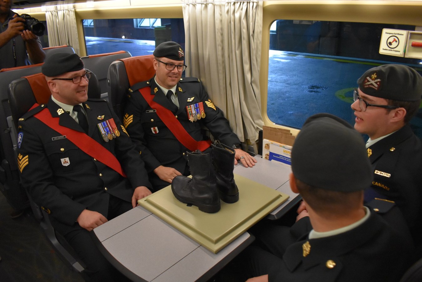 Le Régiment de la Chaudière participe aux commémorations soulignant le jour J