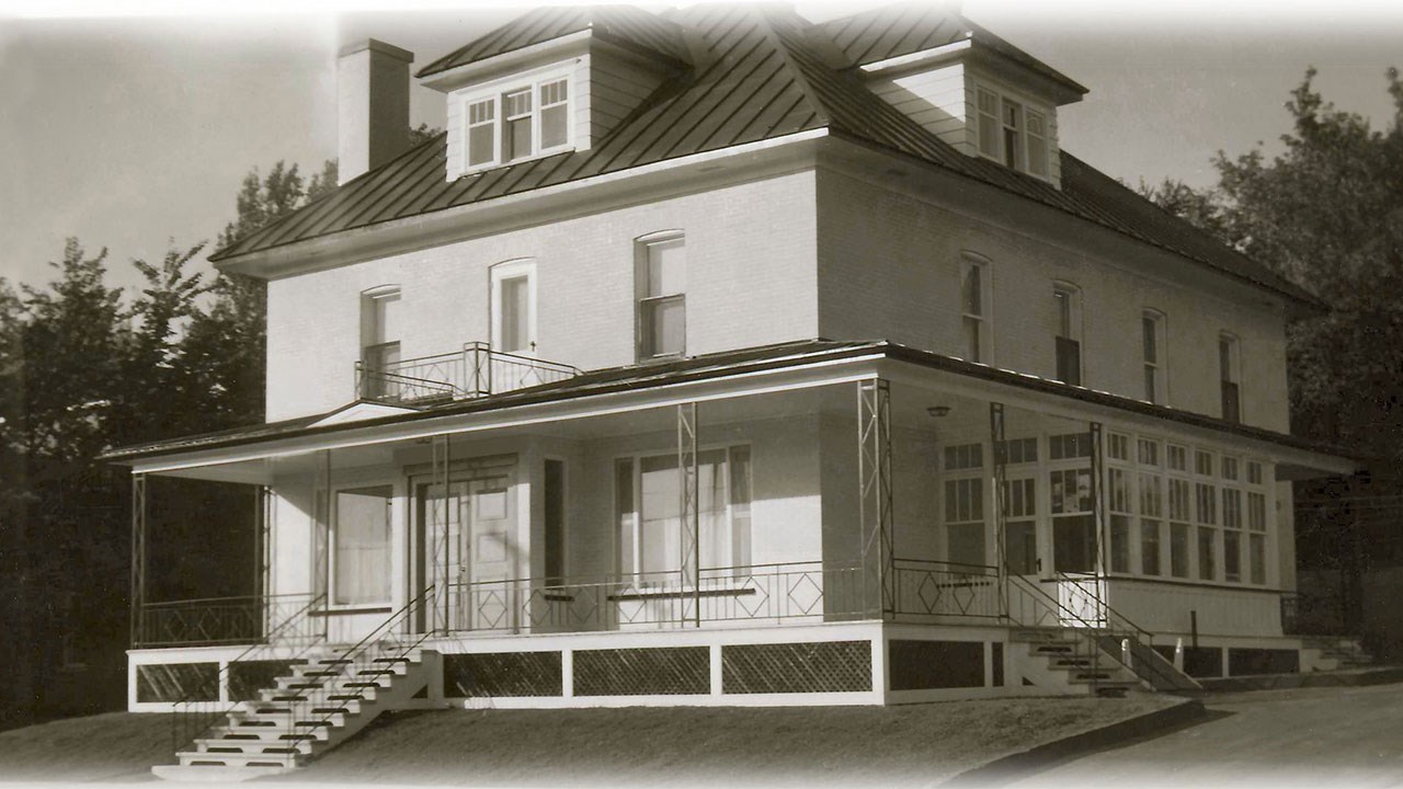 DÉMÉNAGEMENT DE LA MAISON DE ROGER DUTIL EN AVRIL 1965