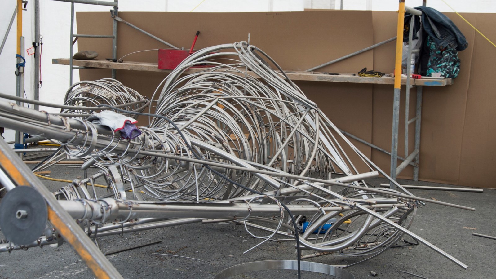 Symposium de sculpture : Antonina Fatkhullina a le vent dans les voiles