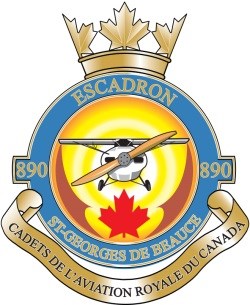 Un nouvel officier chez les cadets de l’air de l’Escadron 890 Saint-Georges