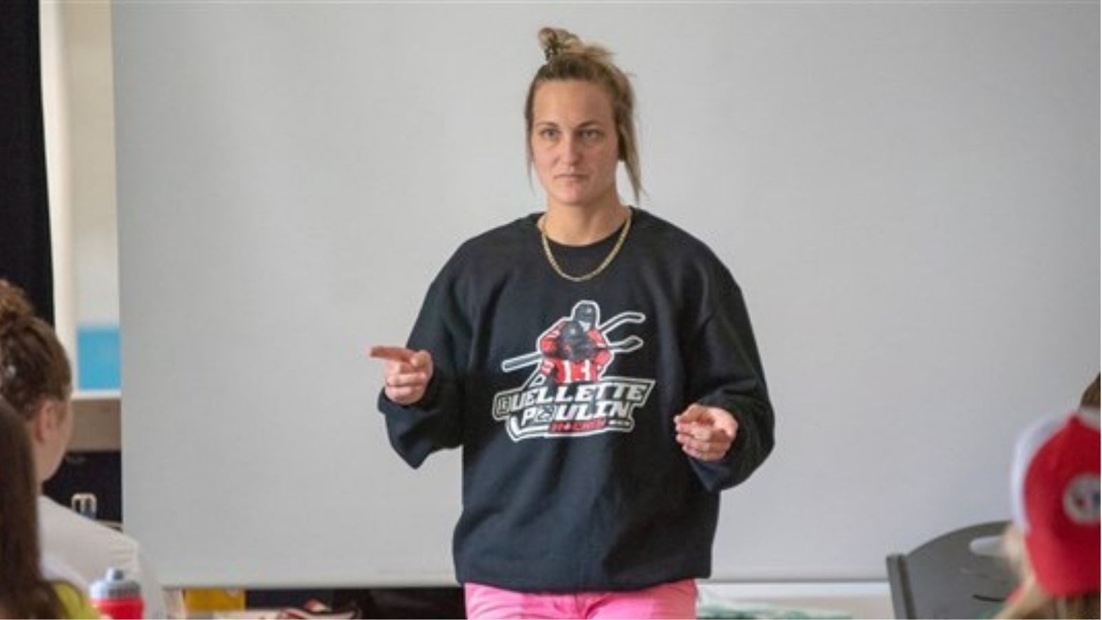 La hockeyeuse beauceronne sera aussi dans la région, du 28 au 30 juin, dans le cadre du camp de hockey Ouellette-Poulin qui aura lieu à Beauceville.