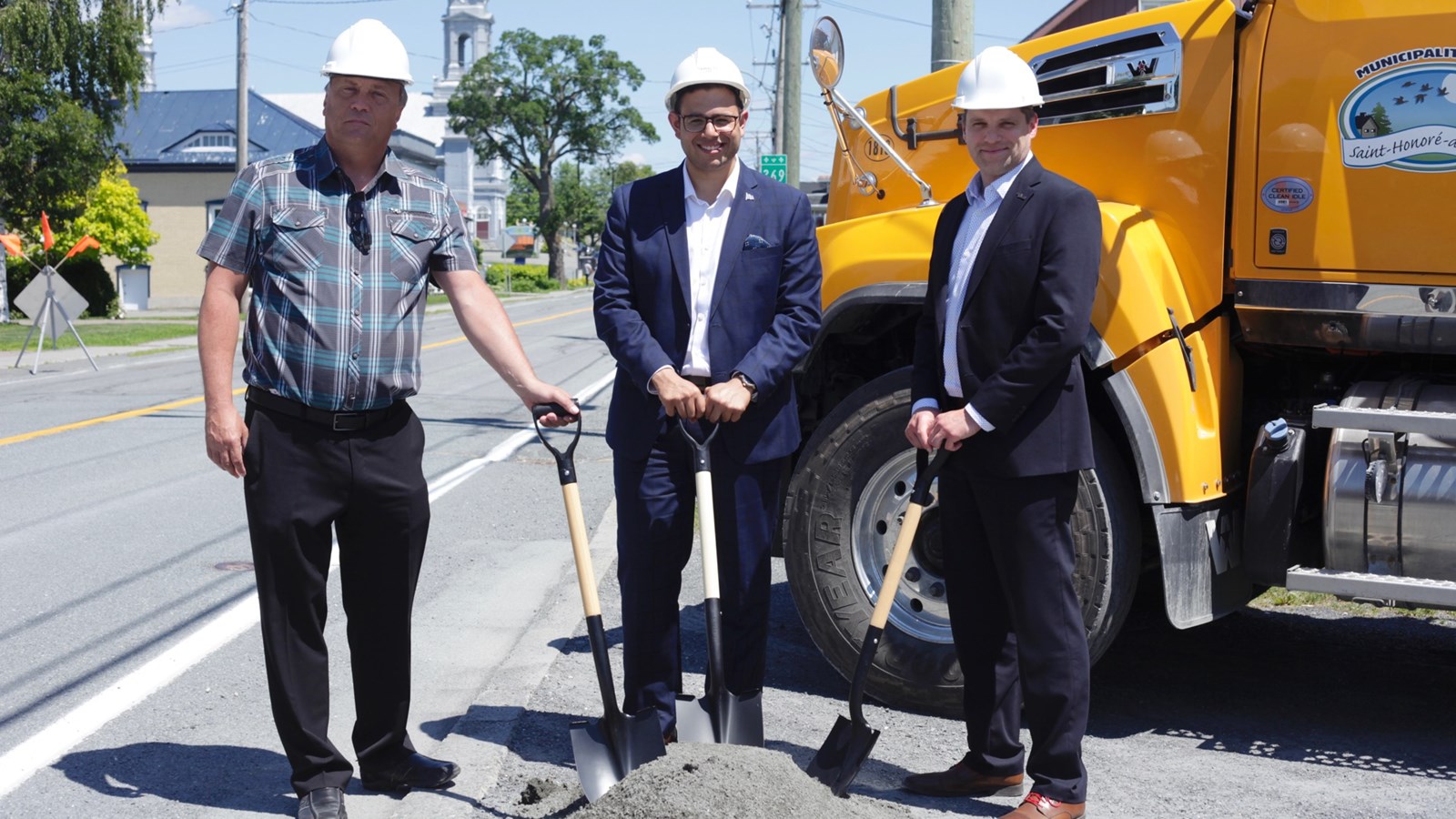 Le maire de Saint-Honoré, Dany Quirion, attendait ces travaux depuis 2010. 