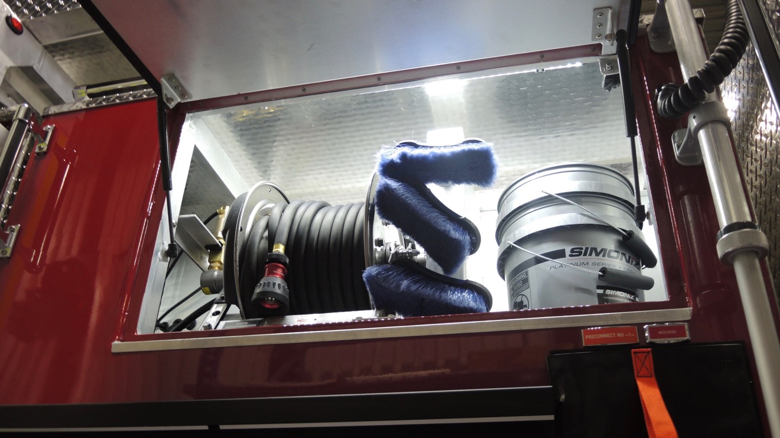 Un nouveau camion autopompe... fabriqué par des pompiers