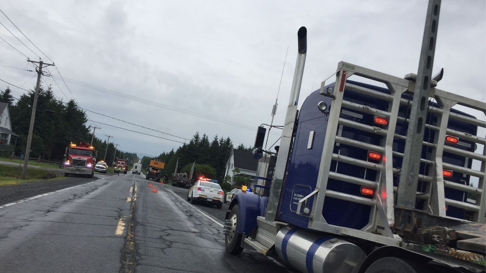 Un accident impliquant une voiture et un camion survient à Saint-Prosper