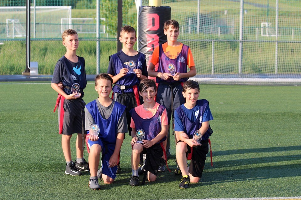Les TIGRES bleu champions de la première édition de la LFFL