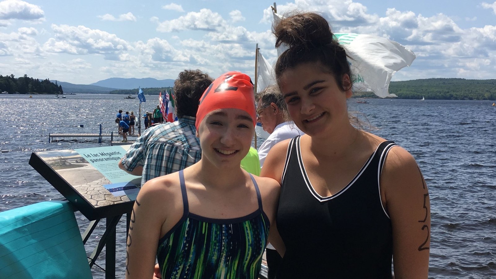 La délégation du CNRB au Défi Keven-Laflamme: Samuelle Thériault et Anaël Cormier.