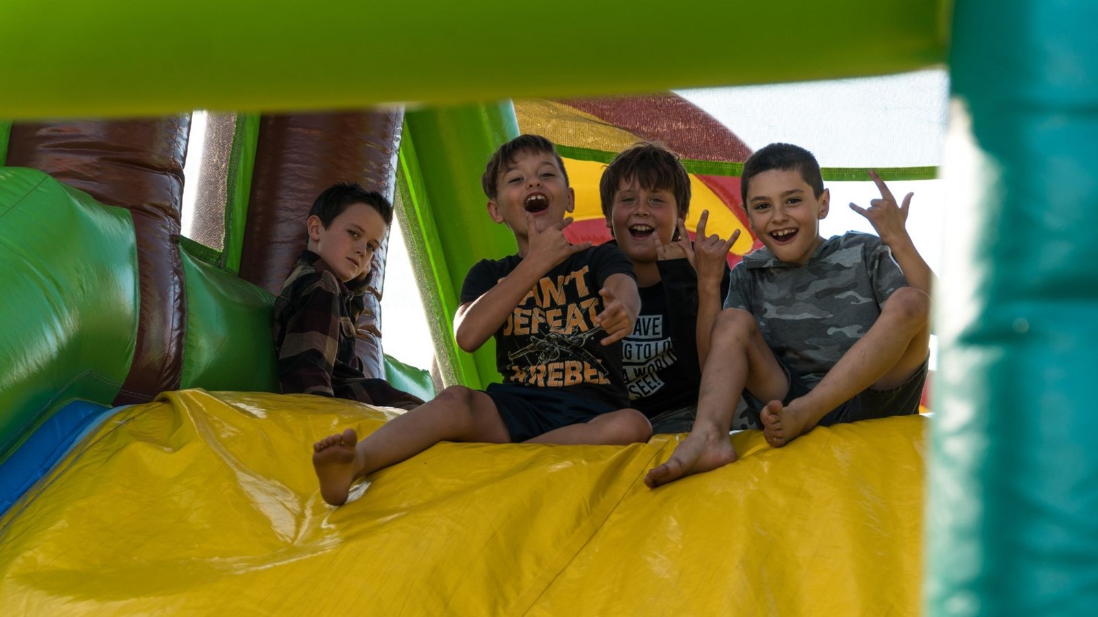 Aire familiale a attiré beaucoup d'enfants