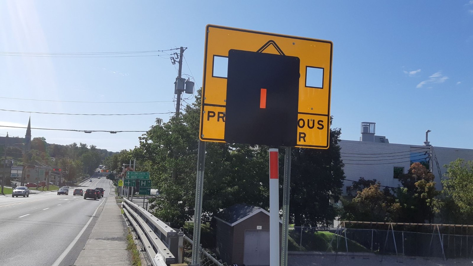 Un nouveau panneau pour avertir les automobilistes de s'arrêter