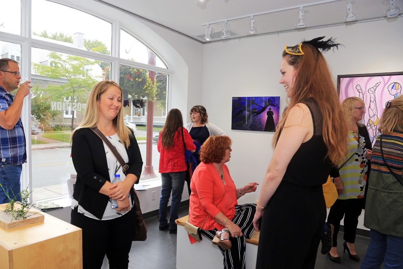 Trois artistes se démasquent à la Galerie d’art de Sainte-Marie