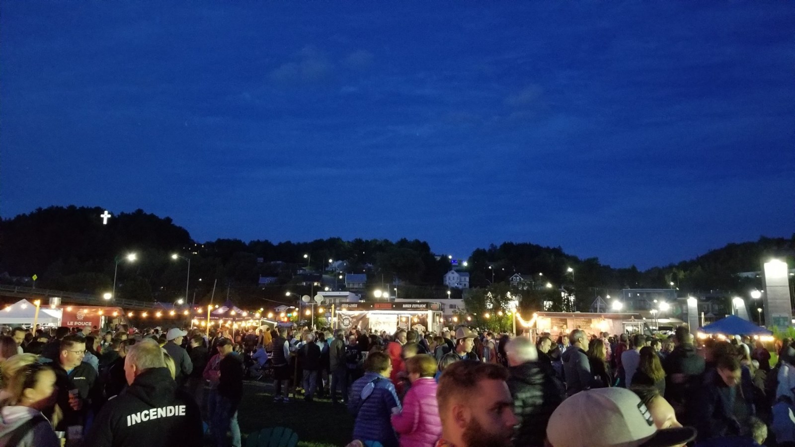 La soirée se déroulait sur l'Île Ronde de Beauceville.
