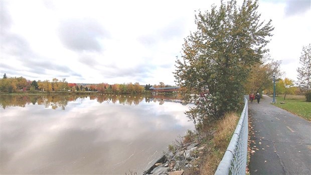Une marche pour nettoyer les berges de la rivière Chaudière est organisée.