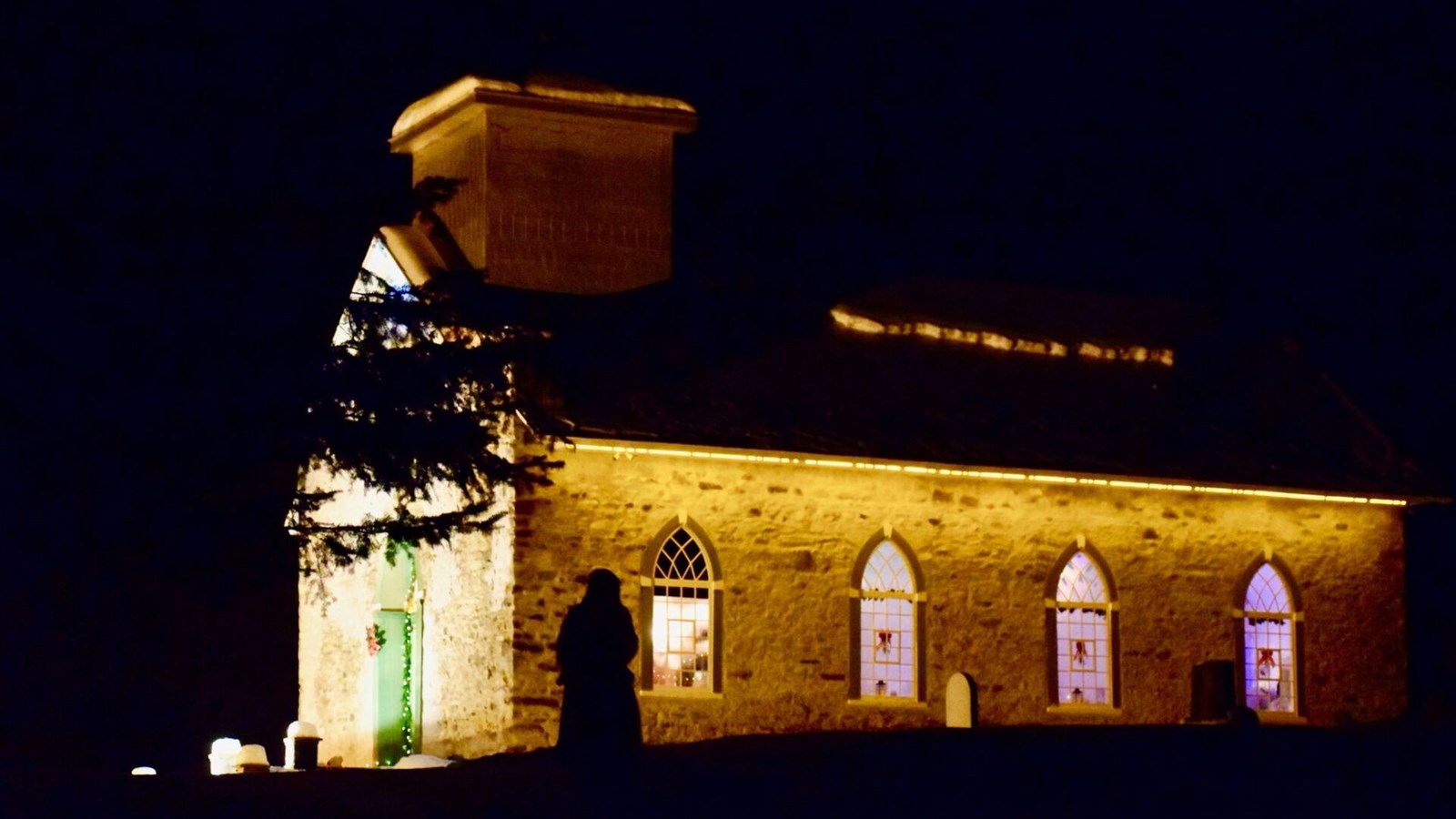 La suite se déroule à l’intérieur de l’église St-Paul
