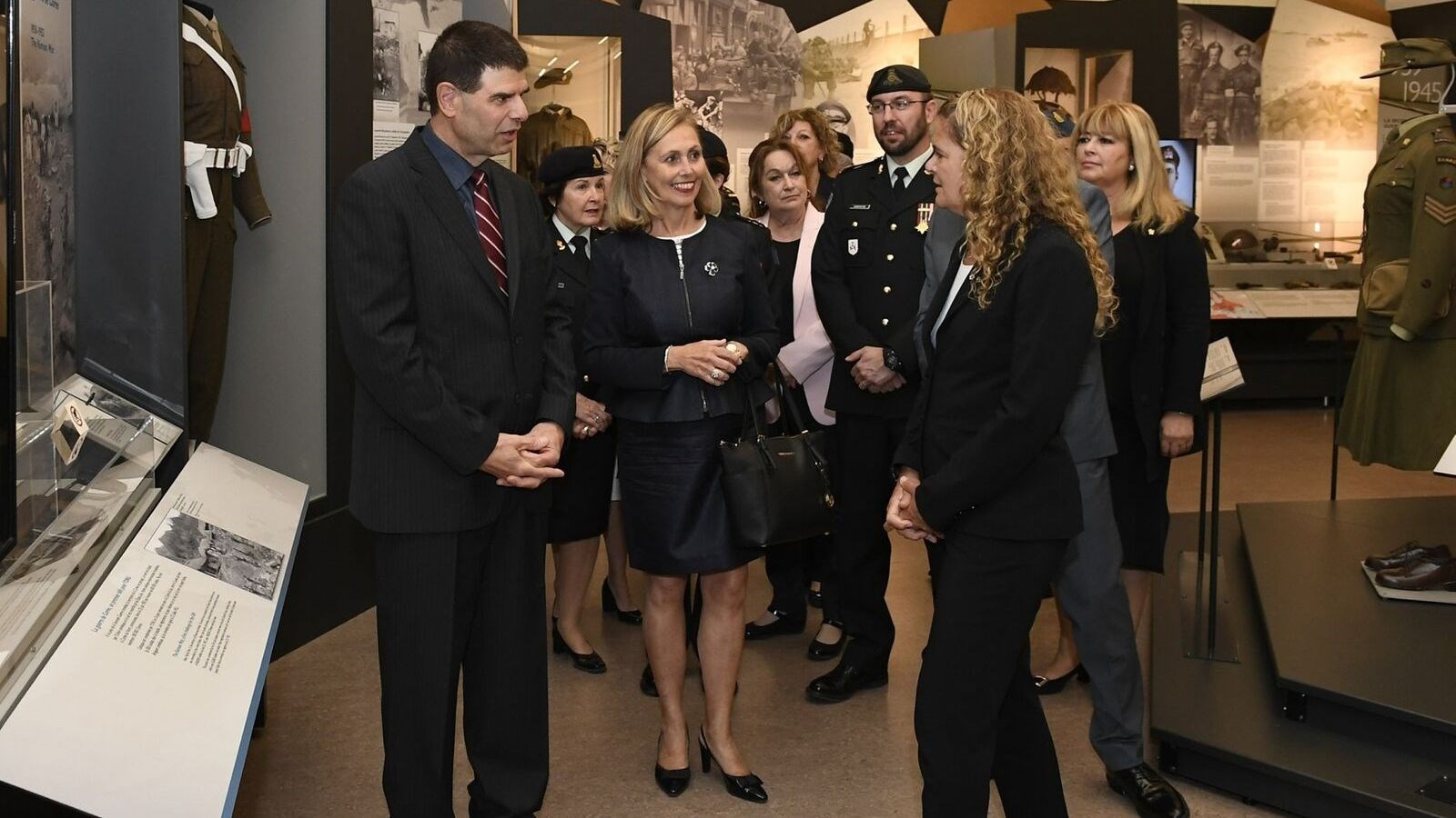 Le Régiment de la Chaudière et son musée reçoivent la gouverneure générale du Canada