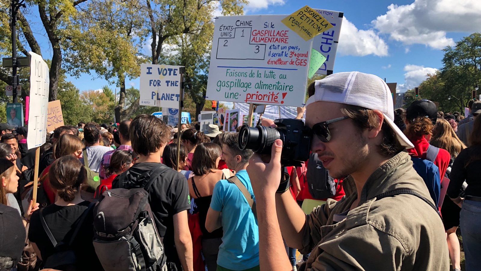 De jeunes Beaucerons s’invitent à la grande marche pour le climat de Montréal