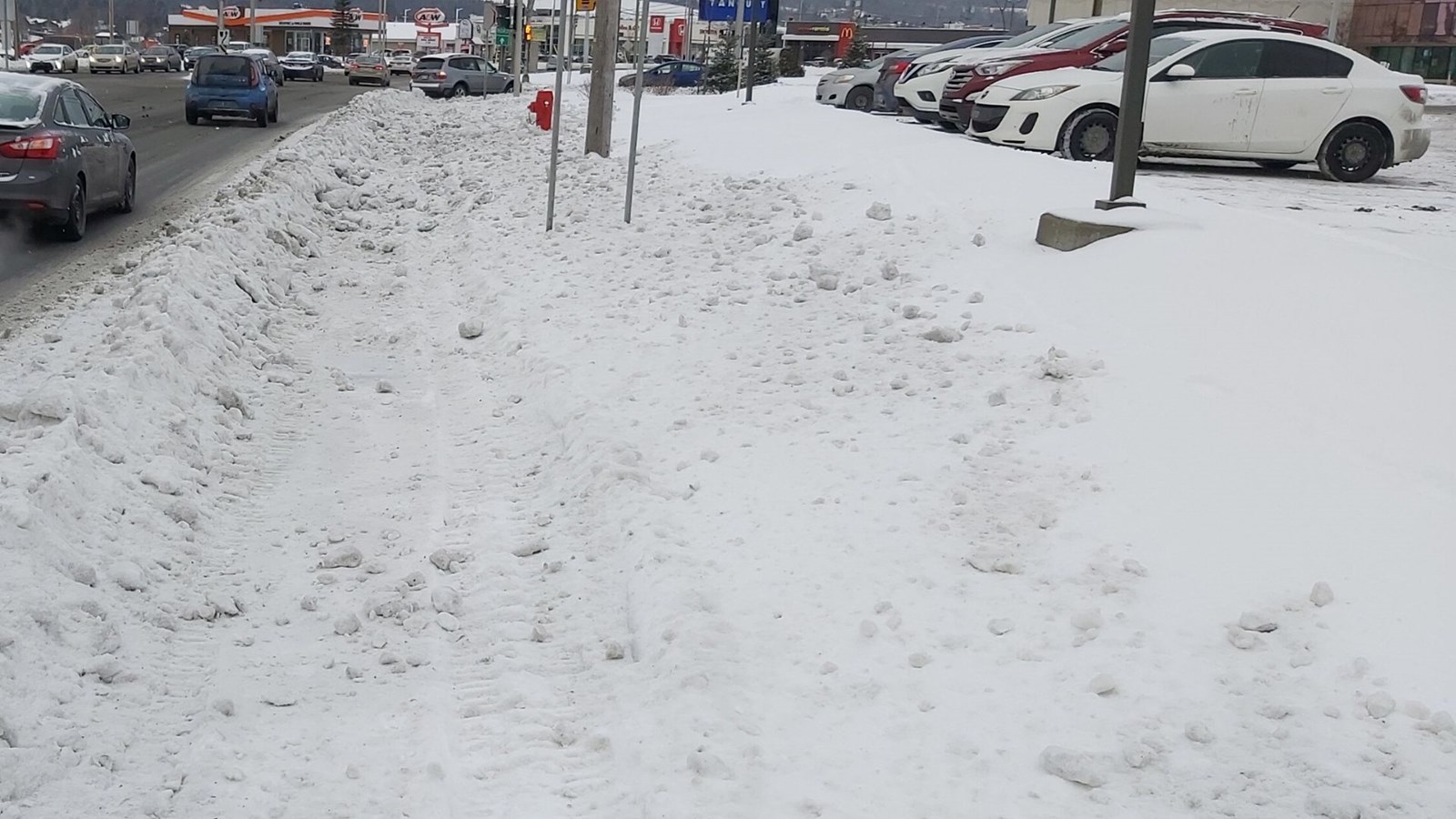 Une dure journée pour les piétons sur le boulevard Lacroix