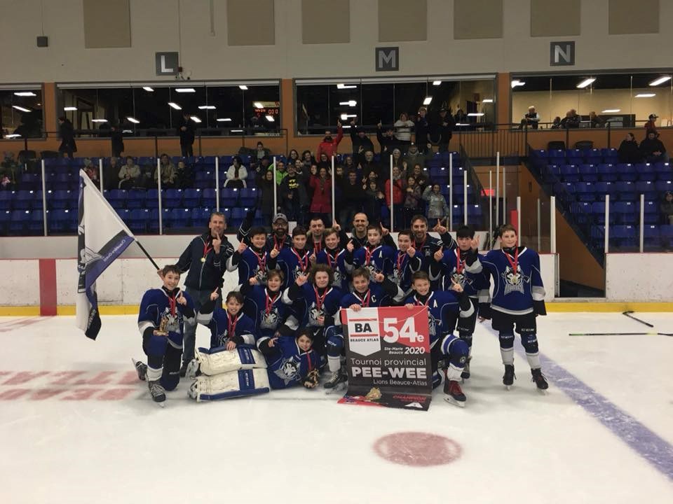 Les Husky 1 de Chaudière-Ouest, équipe championne de la catégorie A.