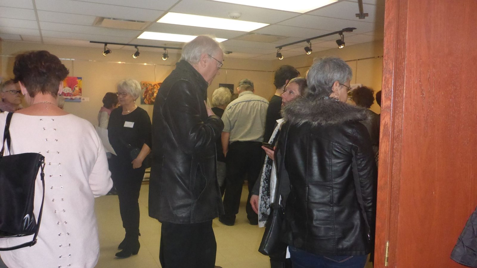 Une exposition qui fait du bien aux gens atteints du cancer