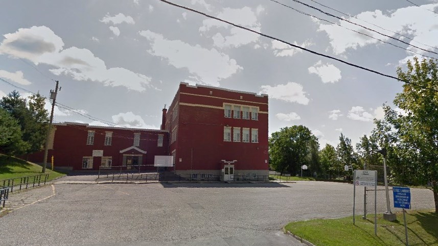 Un premier cas de COVID-19 à l'école primaire de Saint-Joseph