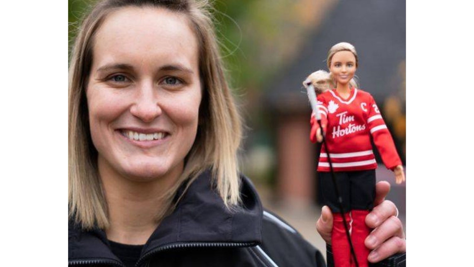 La hockeyeuse Marie-Philip Poulin a désormais une Barbie à son effigie