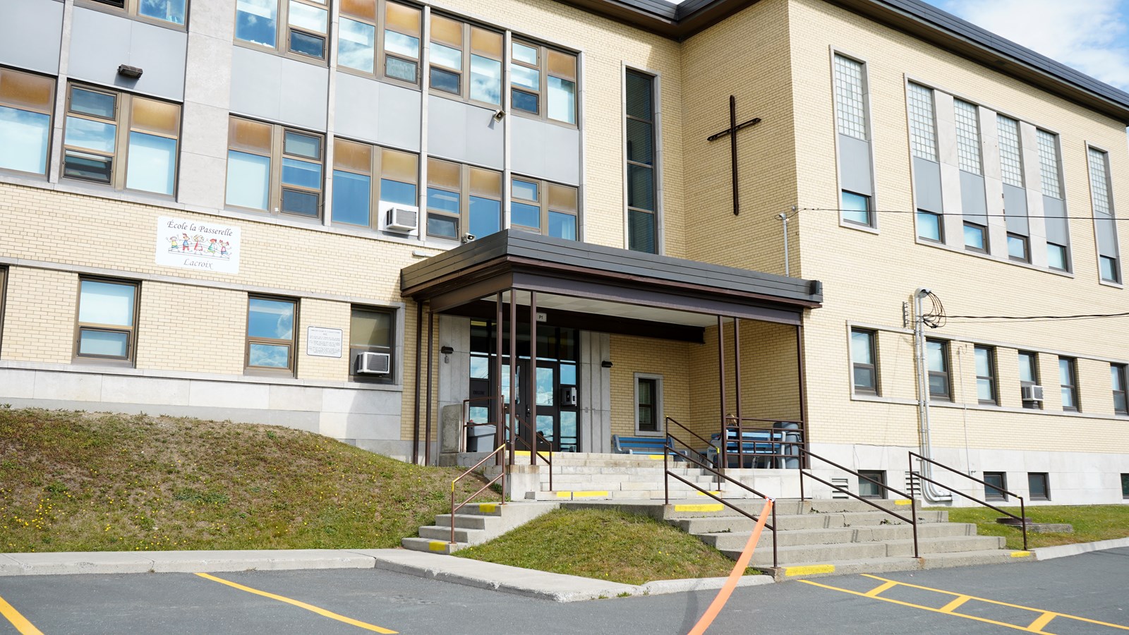 COVID-19 : 14 nouveaux cas et 151 élèves en isolement dans des écoles de la Beauce