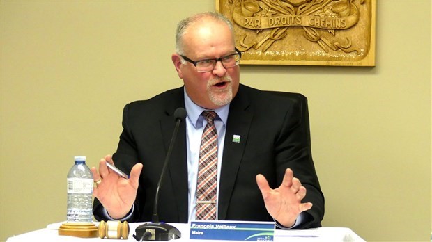 Beauceville; un maire à 100 000 $ pour un budget de 11 M $